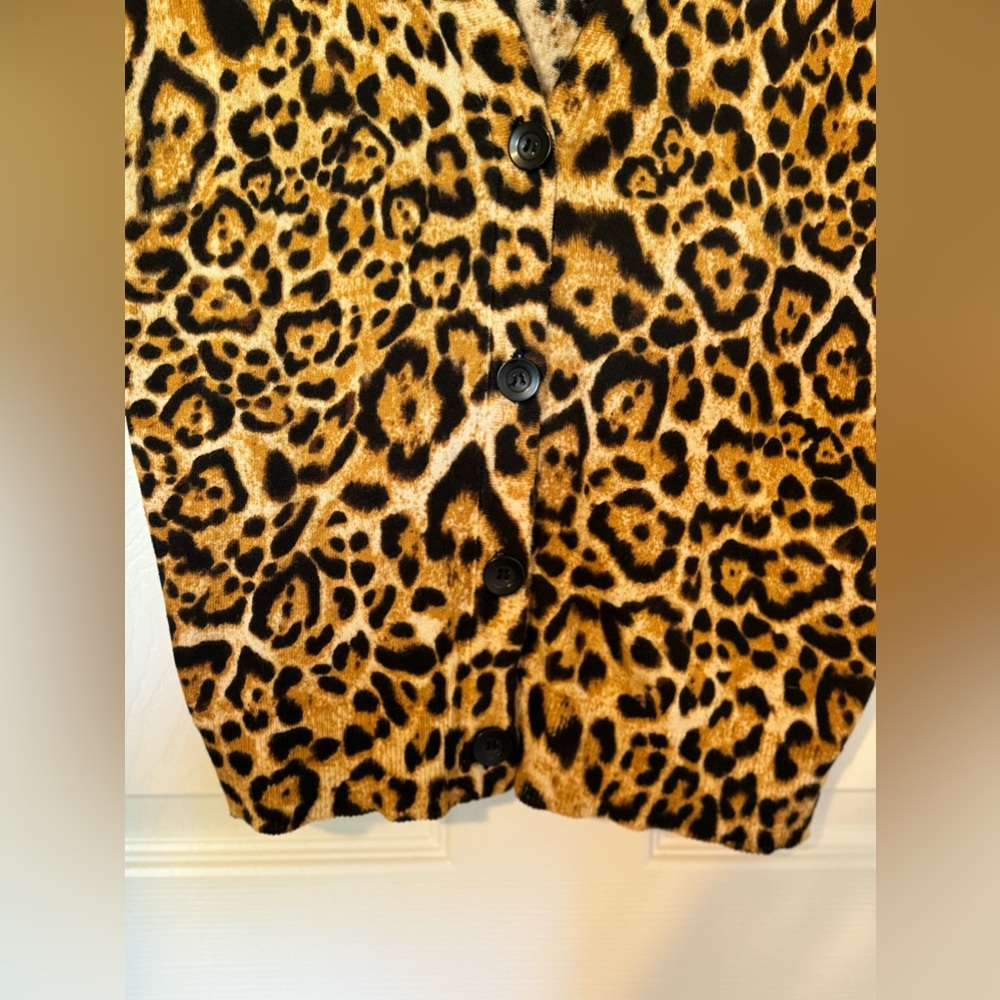 XL LEOPARD JONES NEW YORK SPORT SWEATER! - Picture 2 of 4
